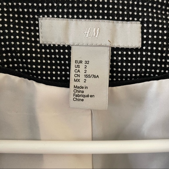 H&M Blazer - Picture 3 of 3